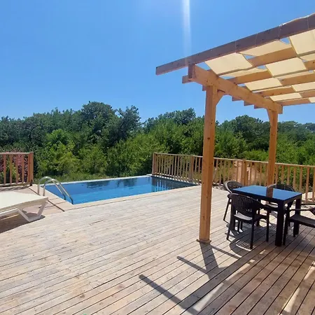 Kabak Hideway 2 *